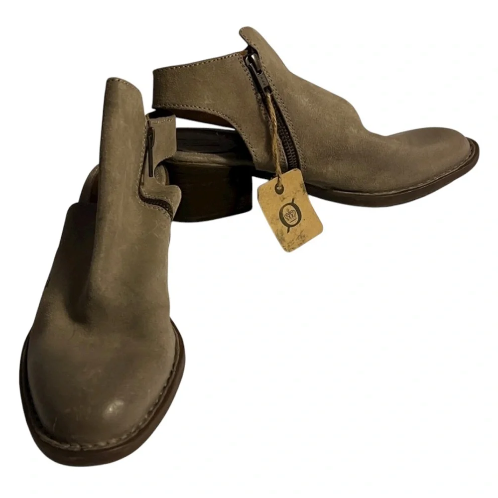 Born Margrit Women’s Sz 8.5 Taupe Suede Booties Open Slingback Buckle Heels Shoe